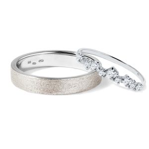 Moderní snubní prsteny z bílého zlata KLENOTA