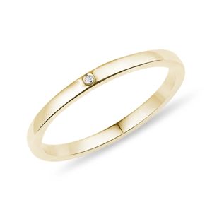 Prsten s diamantem ve žlutém zlatě KLENOTA