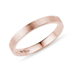 Prsten z růžového zlata s vrypem KLENOTA