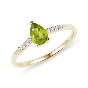 Zlatý prsten s olivínem v brusu kapky a brilianty KLENOTA