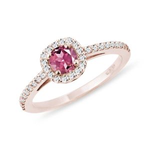 Zásnubní prsten s turmalínem a diamanty v růžovém zlatě KLENOTA