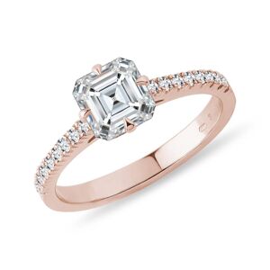 Diamantový prsten asscher cut v růžovém 14k zlatě KLENOTA