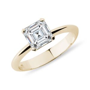 Zlatý zásnubní prsten s asscher diamantem KLENOTA