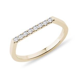 Zlatý prsten s rovnou řádkou diamantů KLENOTA