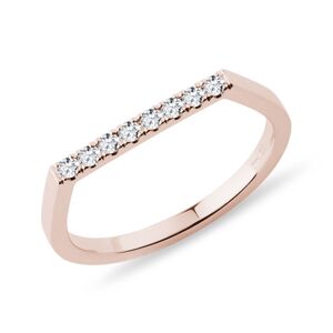 Prsten z růžového zlata s rovnou řádkou diamantů KLENOTA