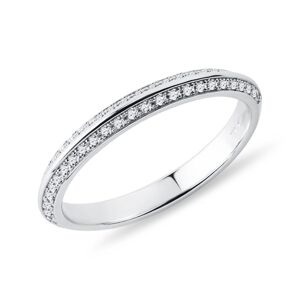 Snubní prsten s dvěma řádkami diamantů v bílém zlatě KLENOTA